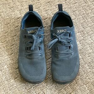 Xero Men's Blue Athletic Shoes